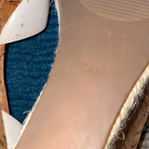 GUESS WHITE CORK ESPADRILLE WEDGE SANDALS - Picture 5 of 7